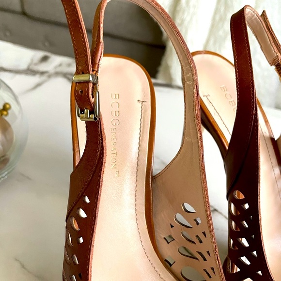 BCBGeneration Leather Duncan Saddle Vachetta Heels - Picture 4 of 10